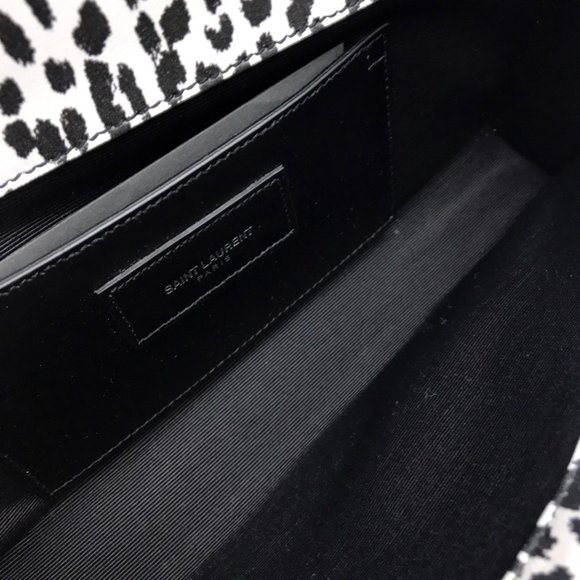 SAINT LAURENT Black Leather Clutch Bag - Picture 7 of 10
